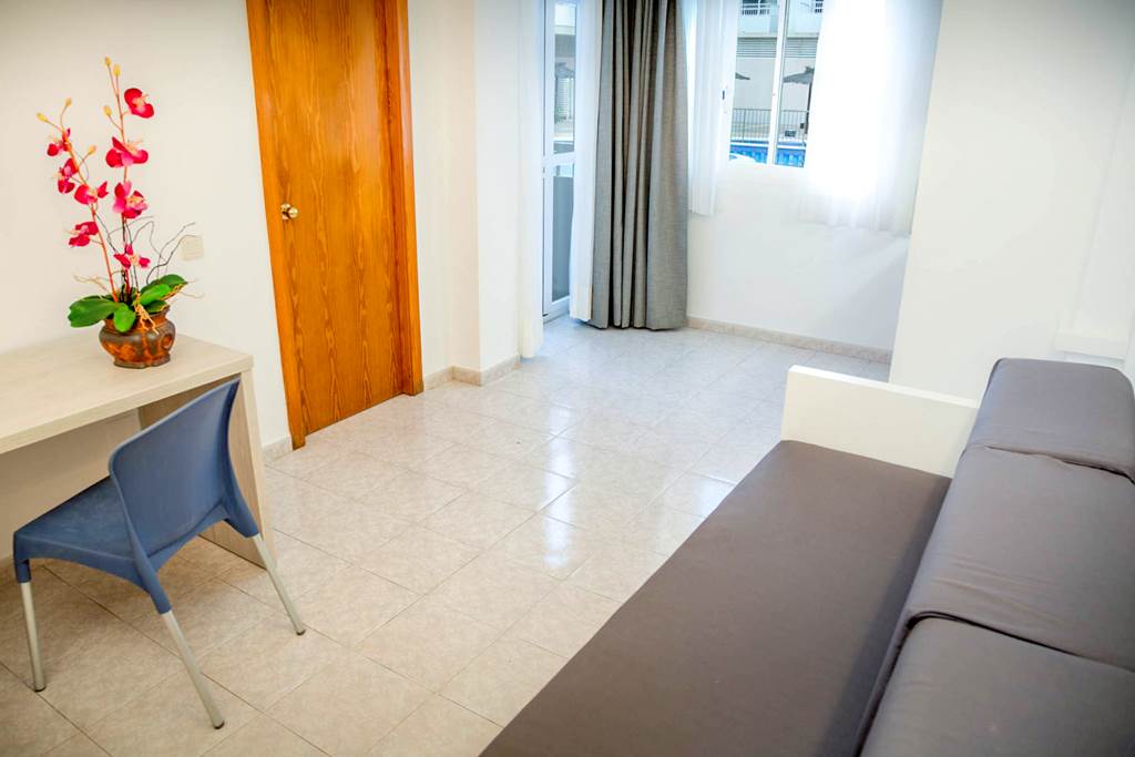 IBZ_70757_Panoramic_Apartments_0616_04.jpg