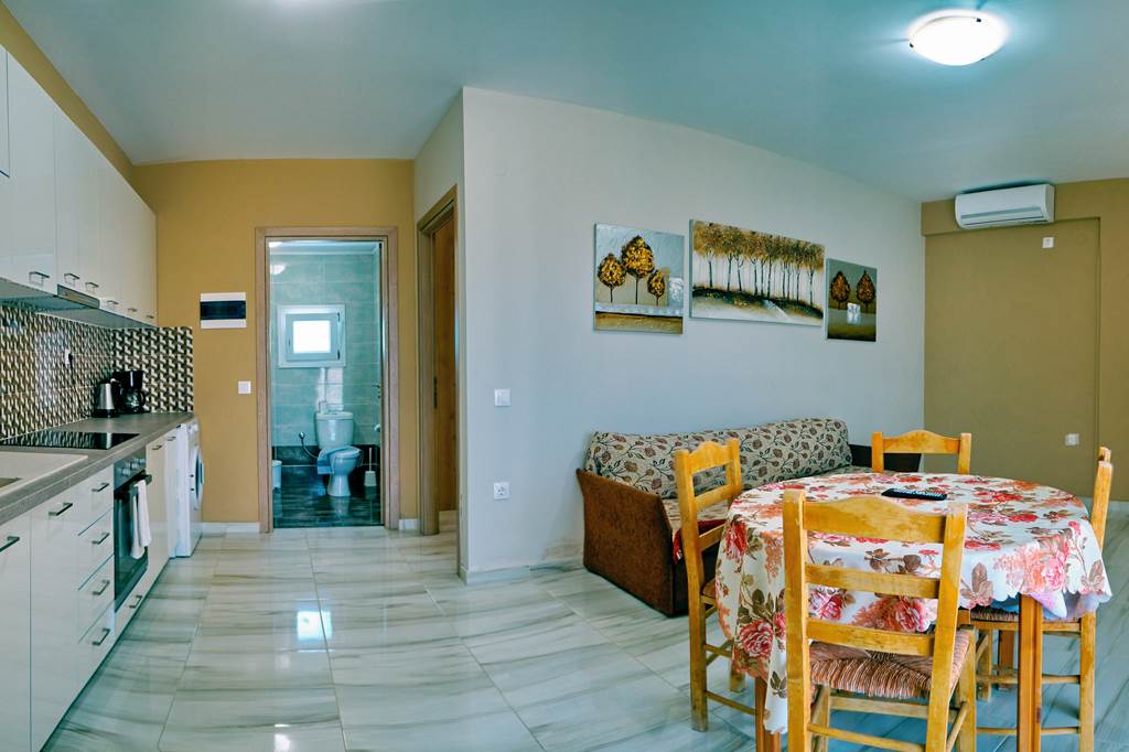 MJT_86305_Yakinthos_Garden_1223_25.jpg