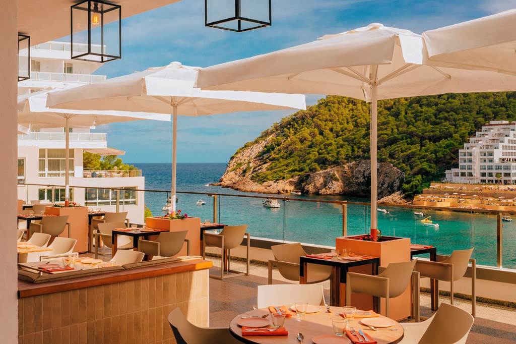 IBZ_85654_Mondrian_Ibiza_0924_03.jpg