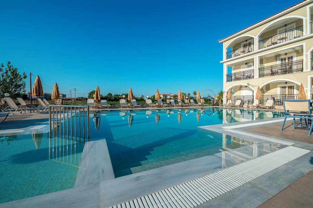 ZTH_82623_Athina_Apartments_Kalamaki_0724_10.jpg