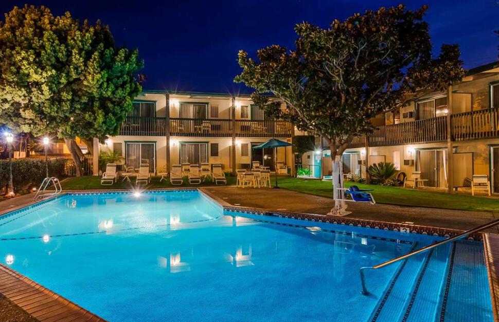 Best-Western-Plus-Santa-Barbara-12.jpg