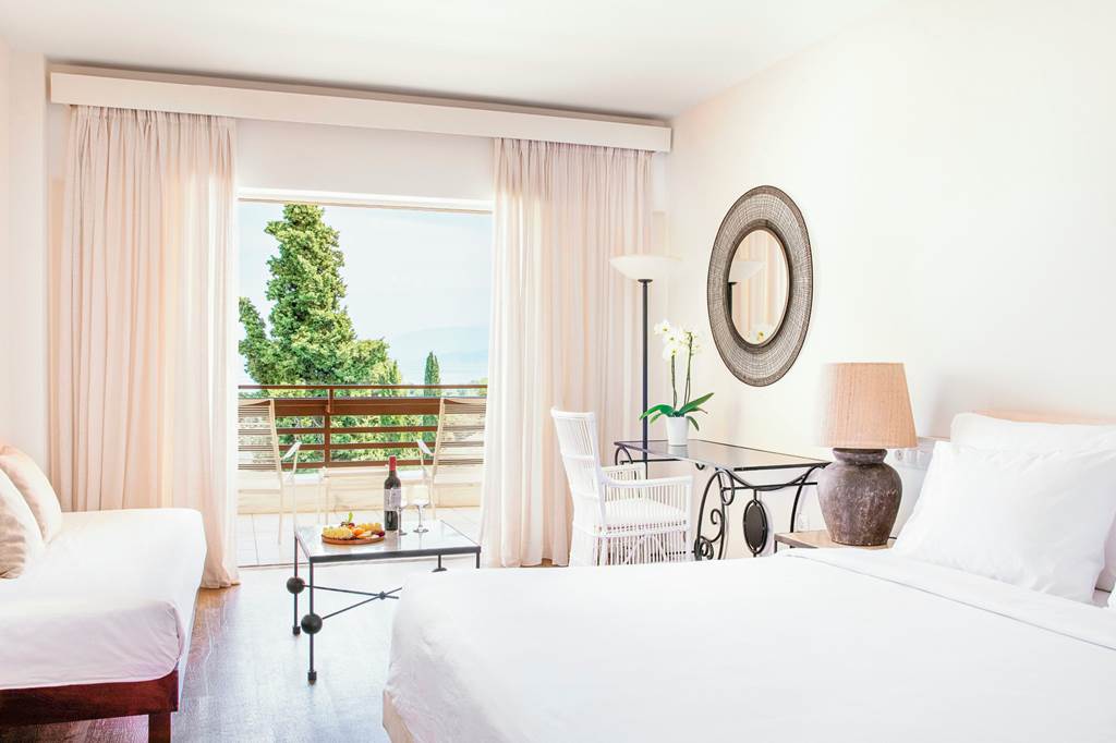 CFU_77487_Grecotel_LUX_ME_Daphnila_Bay_Dassia_0223_01.jpg