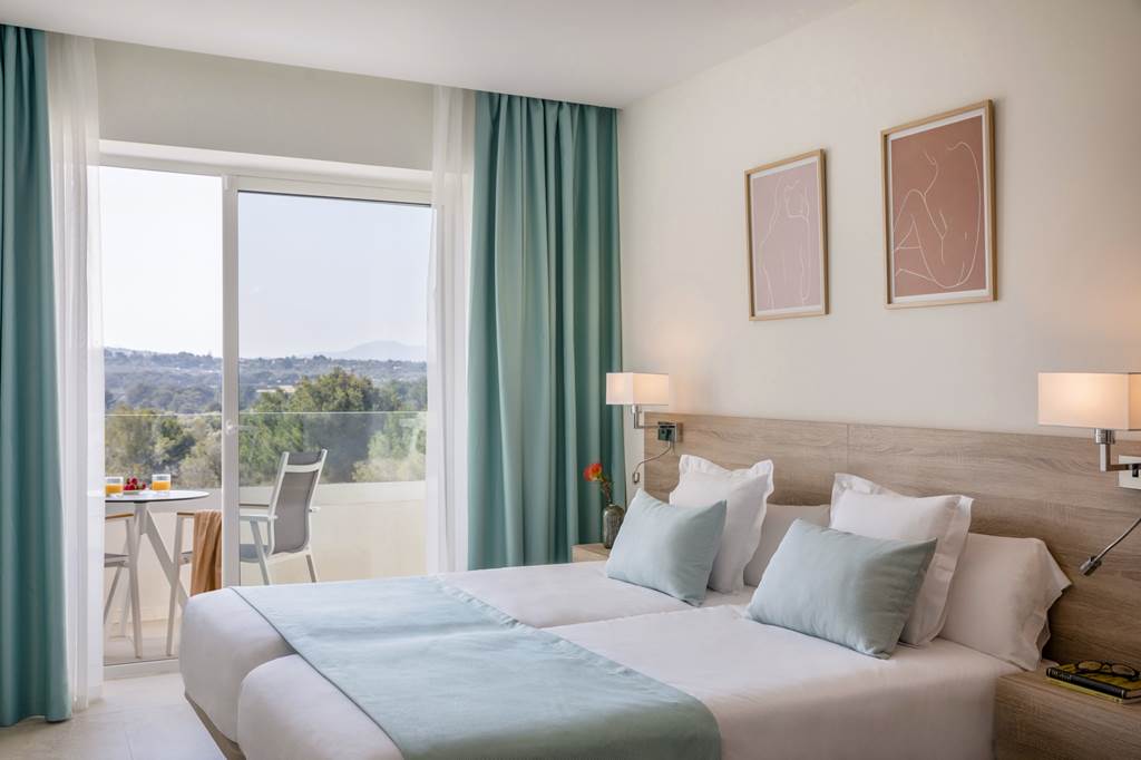 PMI_79756_Hotel_Marina_Drach_0622_06.jpg