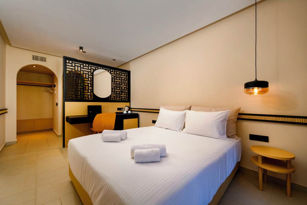 CFU_88645_Corfu_Acharavi_Hotel_0722_01.jpg