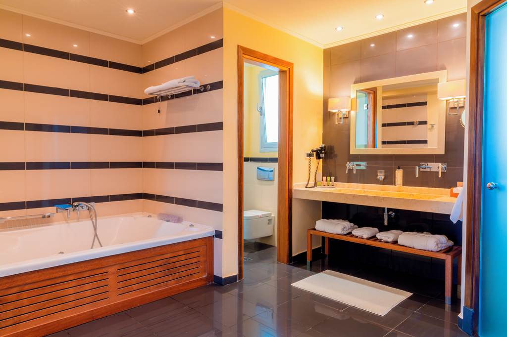CFU_86370_Restia_Suites_1123_01.jpg