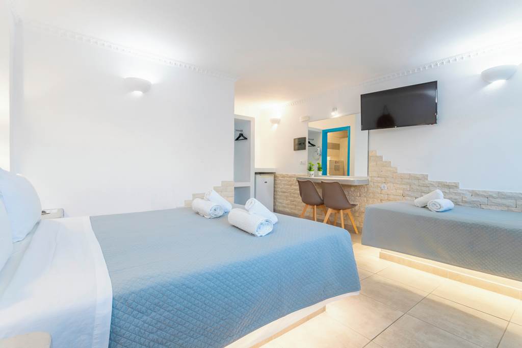 JTR_83209_Perissa_Bay_Hotel_1021_19.jpg