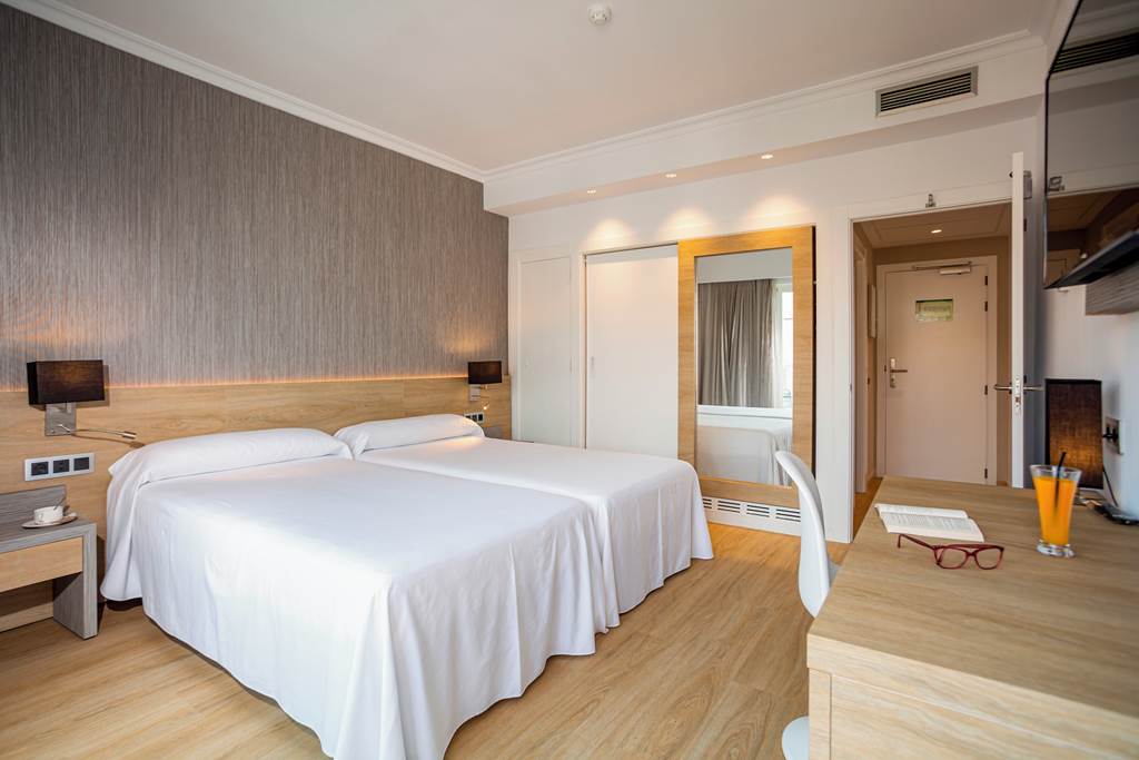 IBZ_69445_Hotel_Simbad_1022_04.jpg