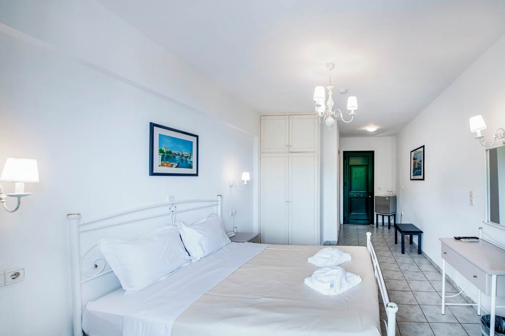 PVK_80457_Santa_Marina_Hotel_0723_12.jpg