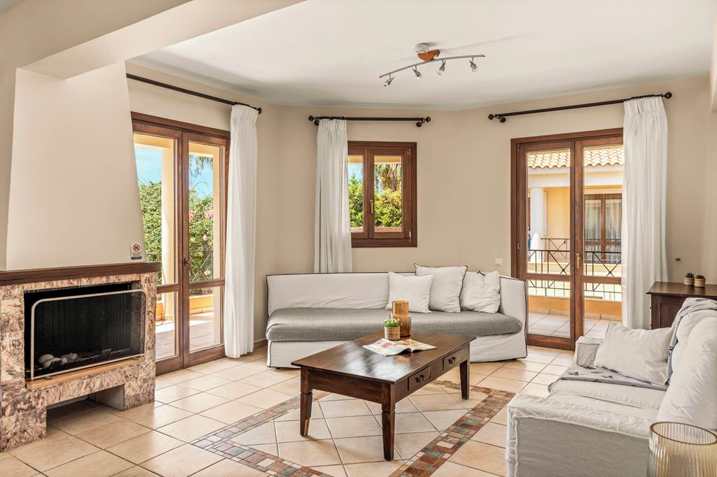 EFL_87188_Villa_Ionian_Summer_0924_10.jpg