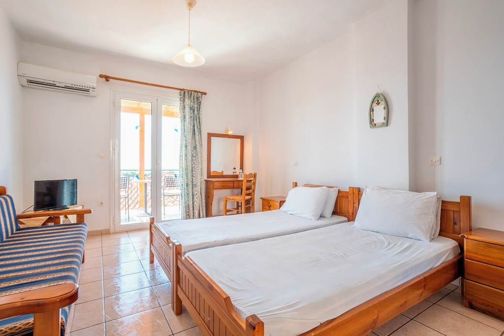 KLX_81337_Litsa_Apartments_1121_08.jpg