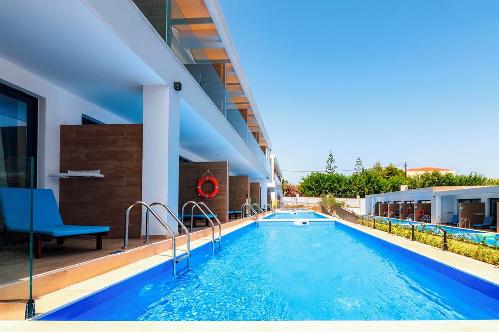 ZTH_83350_Cavo_Orient_Beach_Hotel_1221_21.jpg