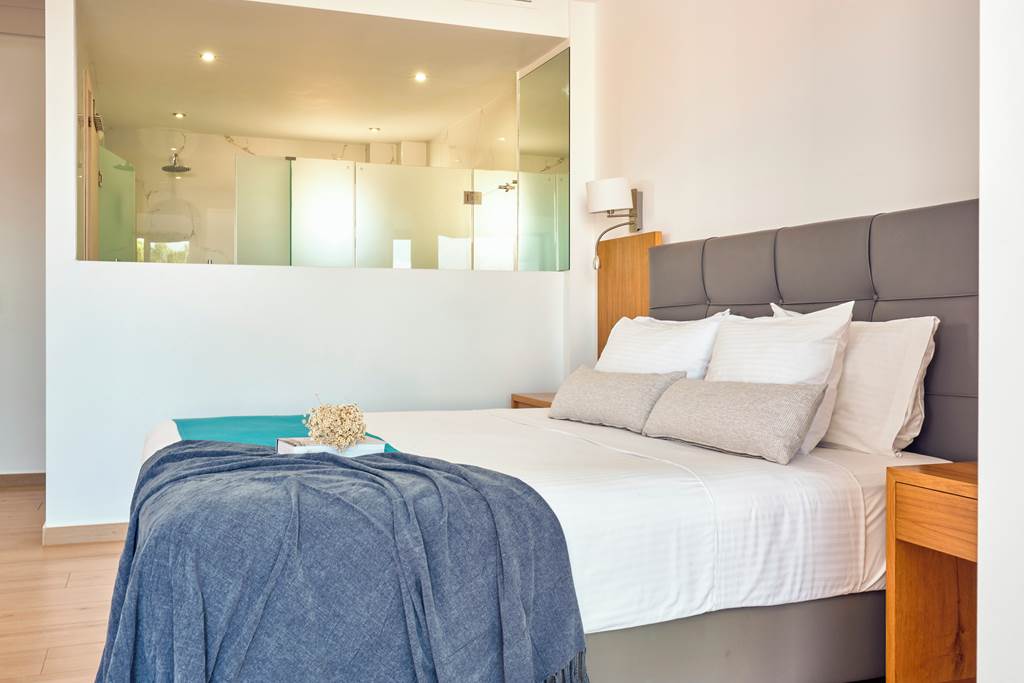ZTH_83350_Cavo_Orient_Beach_Hotel_0922_10.jpg