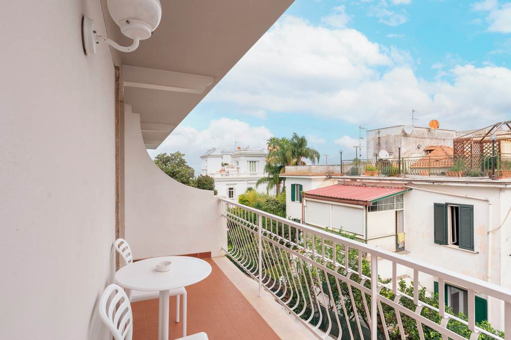 NAP_73273_Hotel_Eliseo_Park's_0424_15.jpg