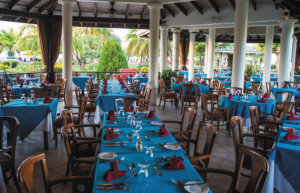 Coyaba-Beach-Resort-11.jpg
