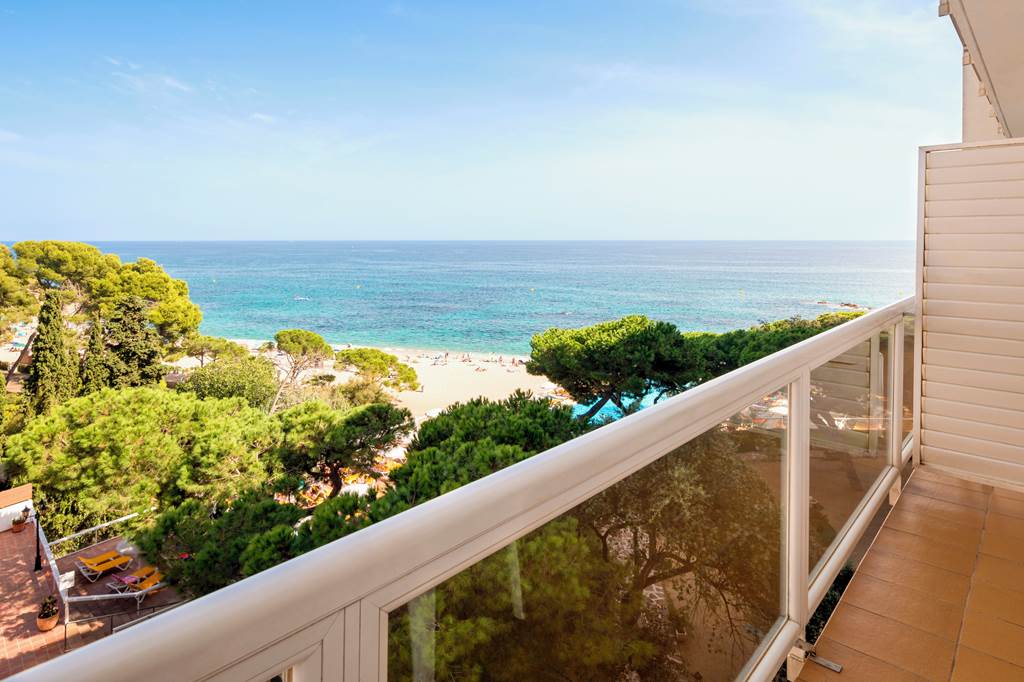 GRO_73531_htop_Caleta_Palace_0424_07.jpg
