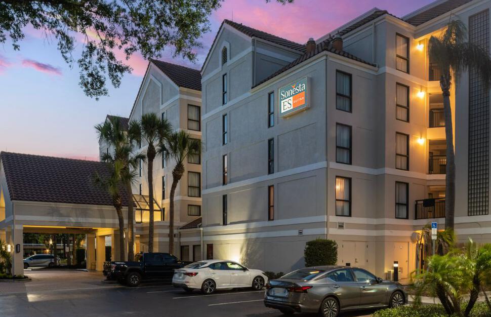Sonesta-ES-Suites-Orlando-International-Drive-14.jpg