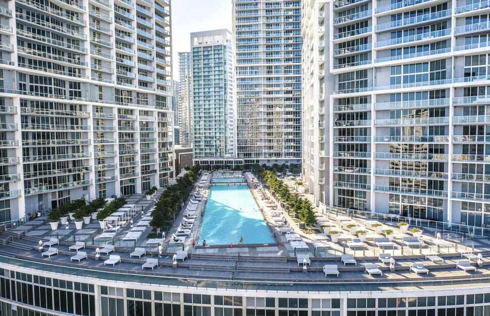 W-Miami-Hotel-8.jpg