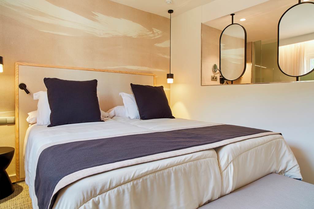 IBZ_70451_Invisa_Figueral_Resort_0724_04.jpg
