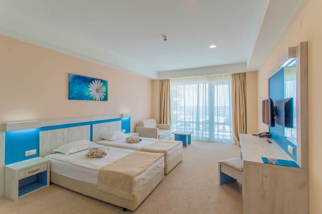BOJ_86316_DIT_Evrika_Beach_Club_Hotel_1023_12.jpg