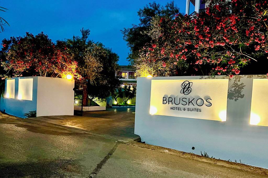 CFU_83132_Bruskos_Hotel_&_Suites_0324_07.jpg
