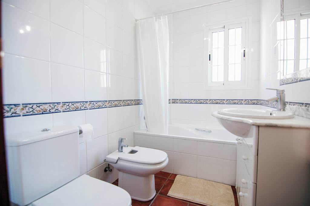 AGP_88874_Villa_Karina_Nerja_0125_10.jpg
