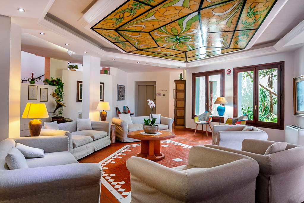 OLB_83072_Hotel_Stefania_Boutique_Hotel_0722_07.jpg