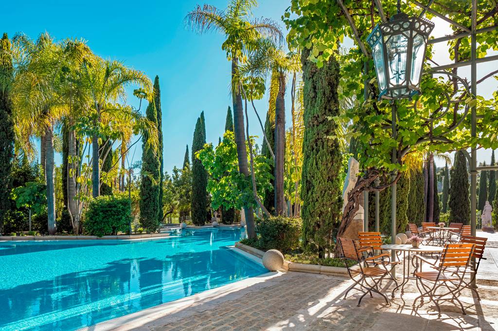 AGP_81218_Anantara_Villa_Padierna_Palace_0919_08.jpg