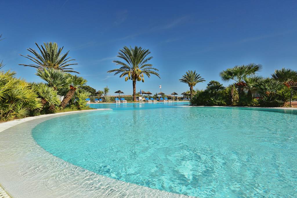 OLB_85415_TH_San_Teodoro_Hotel_0423_09.jpg