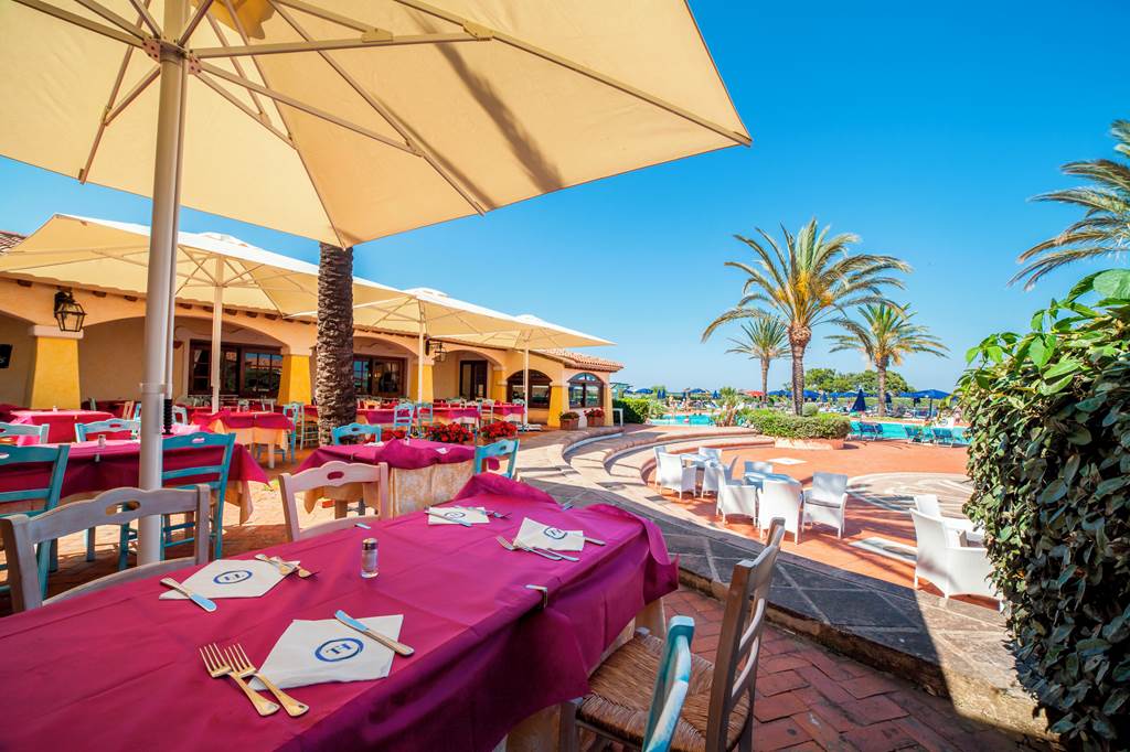 OLB_85415_TH_San_Teodoro_Hotel_0423_19.jpg