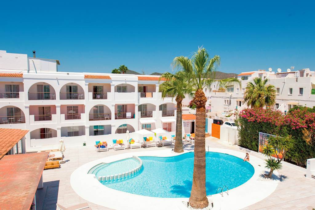 IBZ_70462_Hotel_Playasol_Bossa_Flow_0619_02.jpg