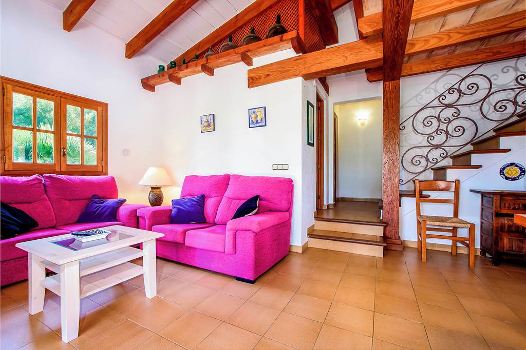 PMI_86347_Villa_Tintorer_1123_03.jpg