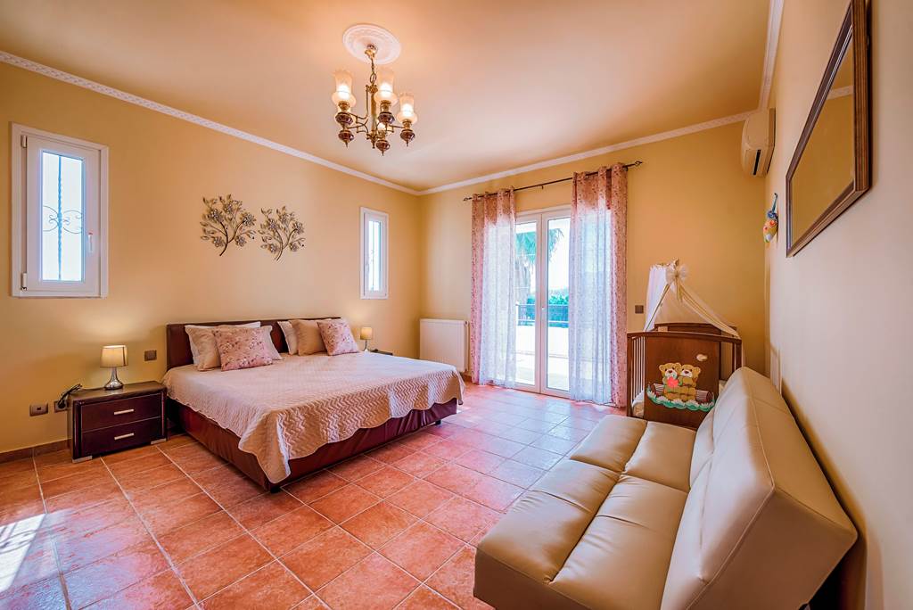 RHO_84123_Royal_Classico_Villa_0822_07.jpg