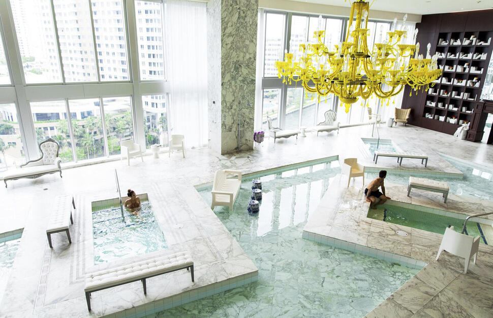 W-Miami-Hotel-4.jpg
