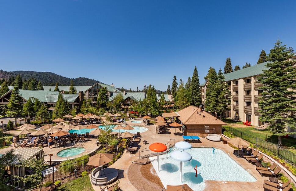Tenaya-Lodge-at-Yosemite-3.jpg