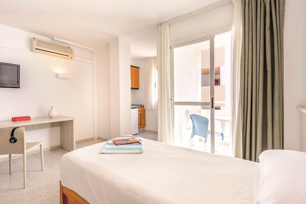 IBZ_70757_Panoramic_Apartments_1118_03.jpg