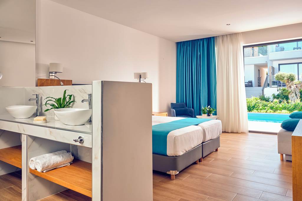 ZTH_83350_Cavo_Orient_Beach_Hotel_0922_09.jpg