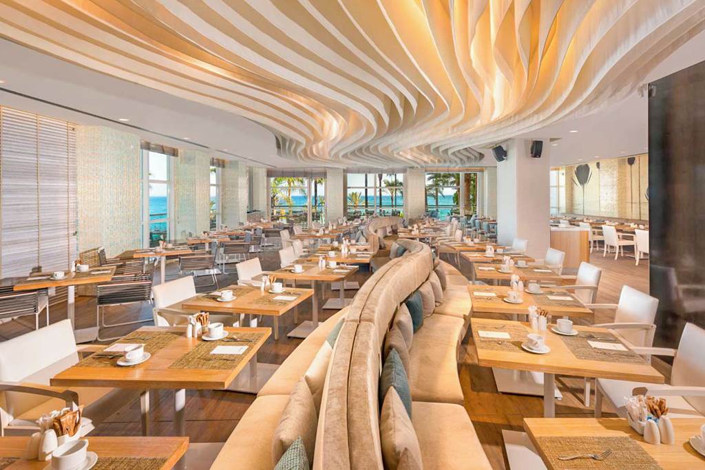 AGP_81581_Amare_Beach_Hotel_Marbella_1119_06.jpg