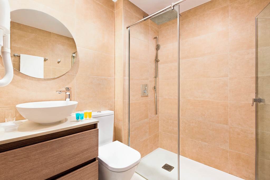 AGP_85377_Ramada_Hotel_&_Suites_Costa_Del_Sol_0324_02.jpg