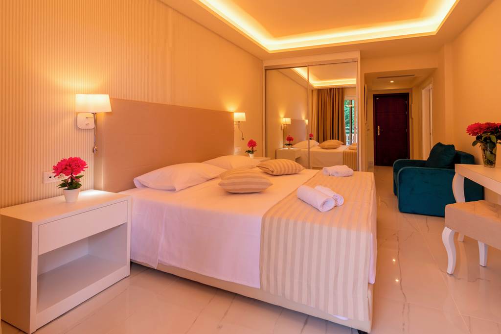 CFU_81629_Ibiscus_Corfu_Hotel_1219_04.jpg