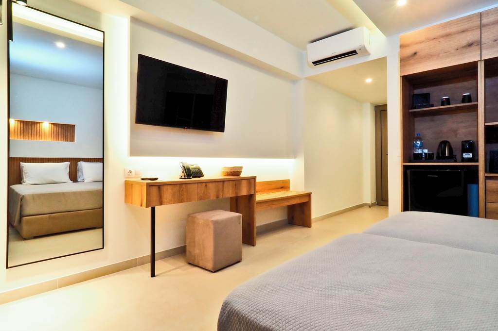 CFU_82795_Athina_Hotel_0424_05.jpg