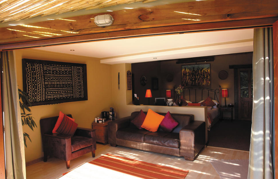 Hog-Hollow-Country-Lodge-3.jpg