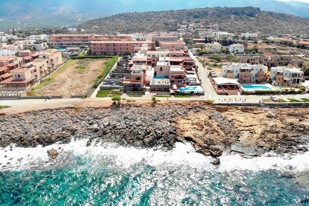 HER_83147_Koutrakis_Suites_0721_09.jpg