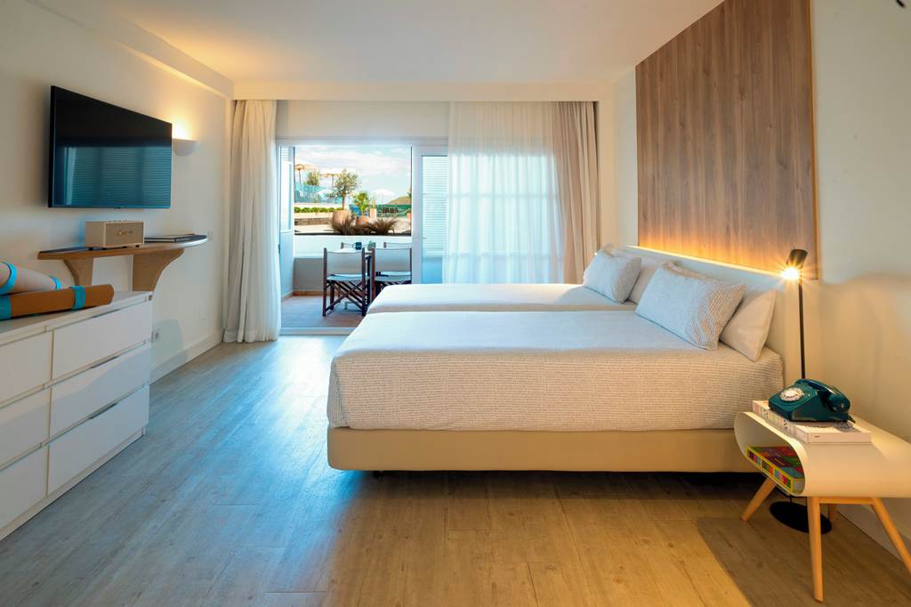 PMI_70618_Innside_by_Melia_Wave_Calvia_0524_47.jpg