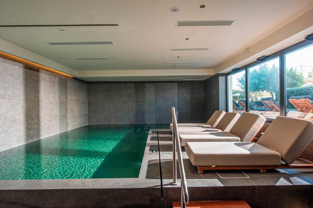 CHQ_83164_Almyrida_Residence_0125_06.jpg