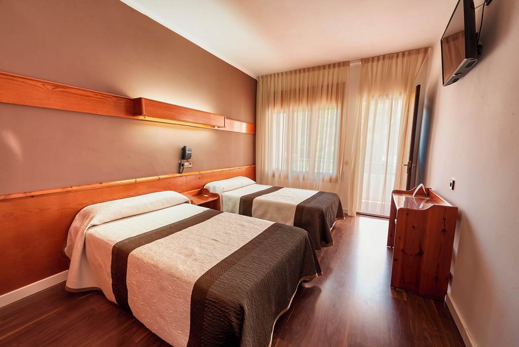 GRO_79840_Hotel_Flamingo_0123_04.jpg