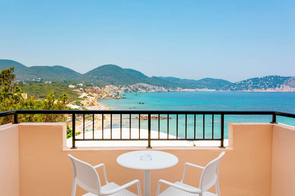 IBZ_70451_Invisa_Figueral_Resort_0719_43.jpg