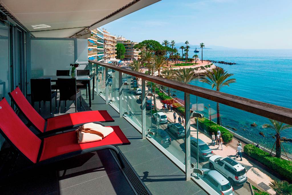 NCE_84645_Royal_Antibes_1222_27.jpg