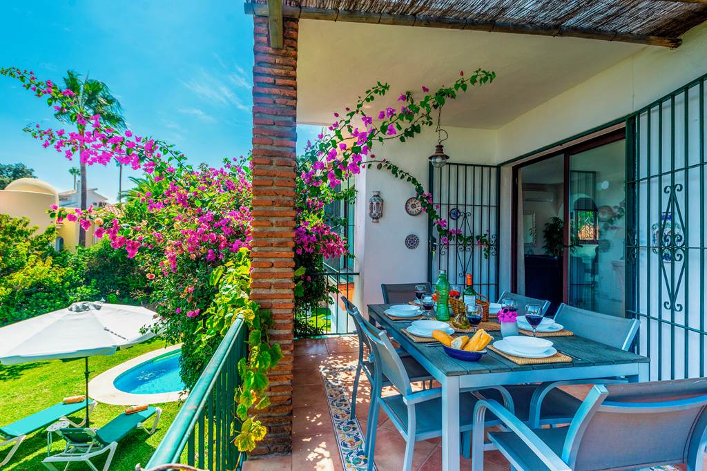 AGP_86122_Villa_Bunji_0923_01.jpg