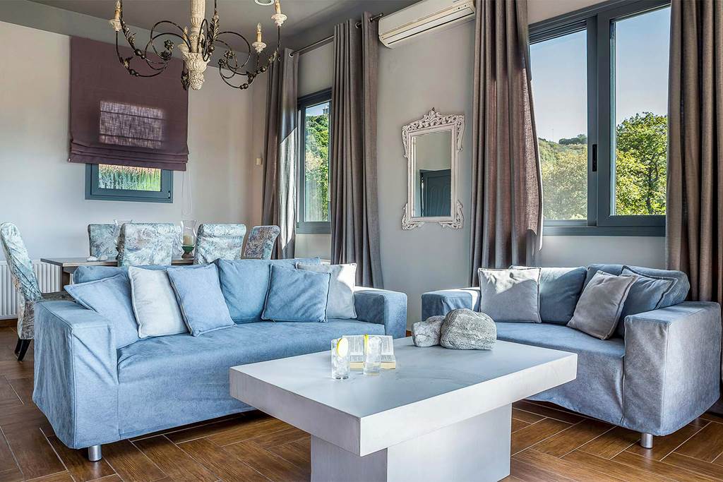 EFL_86593_Villa_Costa_Mounda_1123_03.jpg