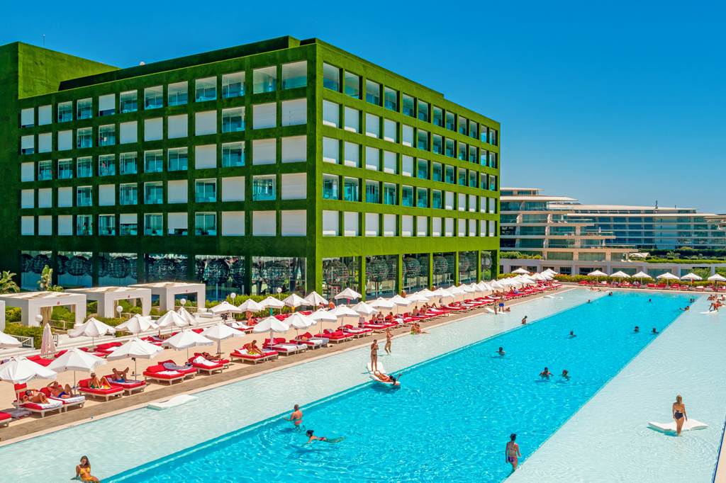 AYT_87662_Adam_&_Eve_Hotel_0524_54.jpg